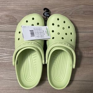 Crocs | Celery